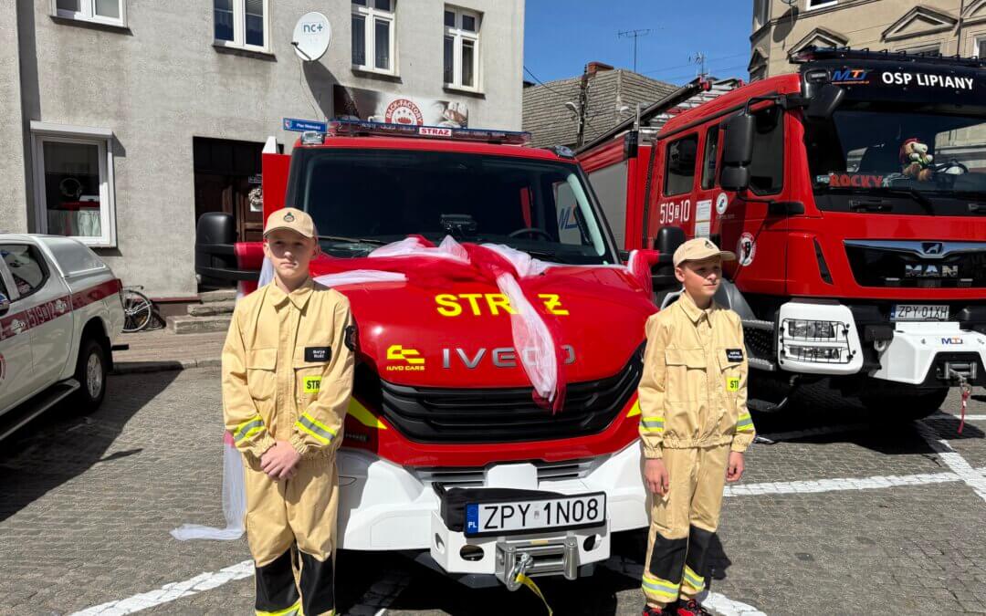Nowy rozdział w historii lipiańskiej OSP – uroczyste przekazanie lekkiego samochodu ratowniczo-gaśniczego